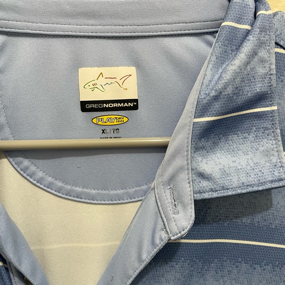 Men’s Extra Large Greg Norman shirt blue Stripes - Picture 2 of 5